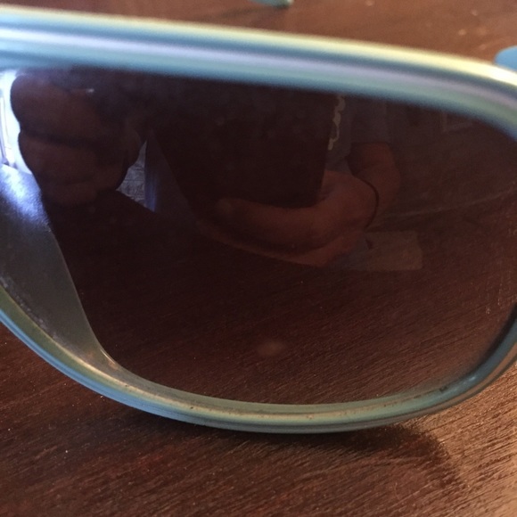 😎 🕶 Blue Sunglasses - Picture 8 of 8